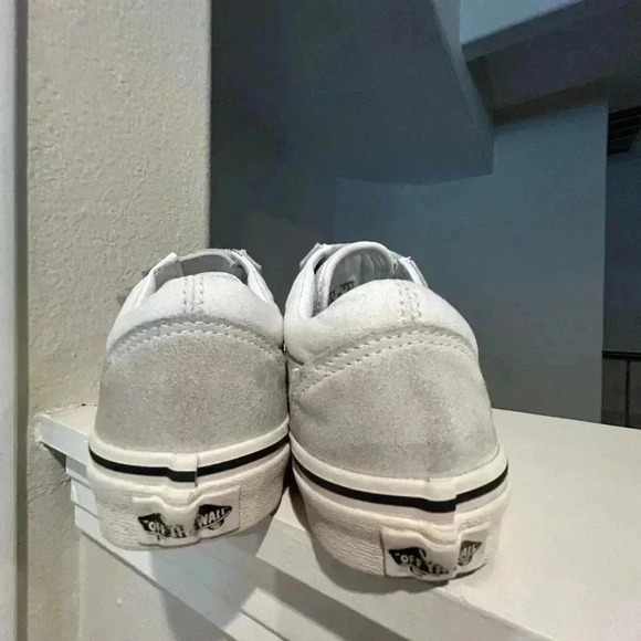 Unisex Vans Off The Wall 721356 Gray White Shoes Hook & Loop Closure Sneakers 4Y - Picture 7 of 9